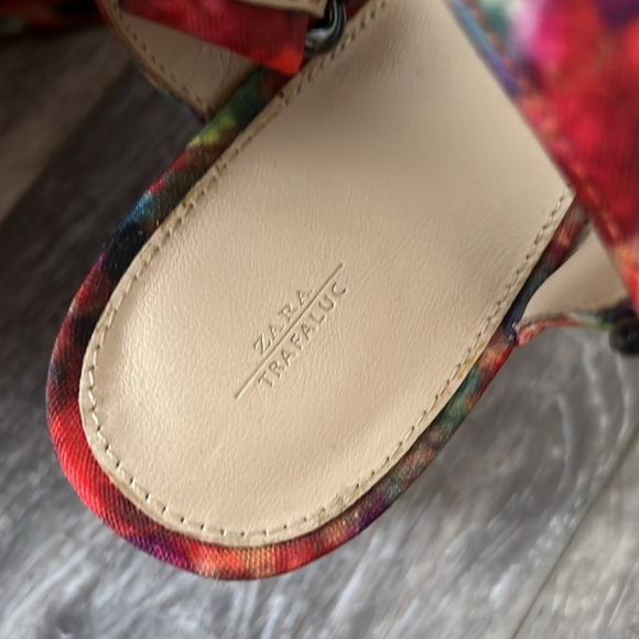 Zara Trafaluc Platform Wedge Sandals Size graphic geometric rainbow PRIDE design - Picture 7 of 7